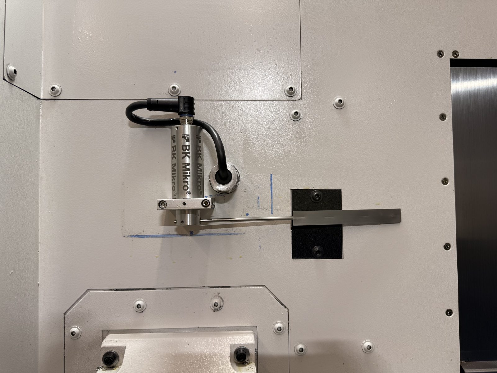 BK Micro sensor mount without cover